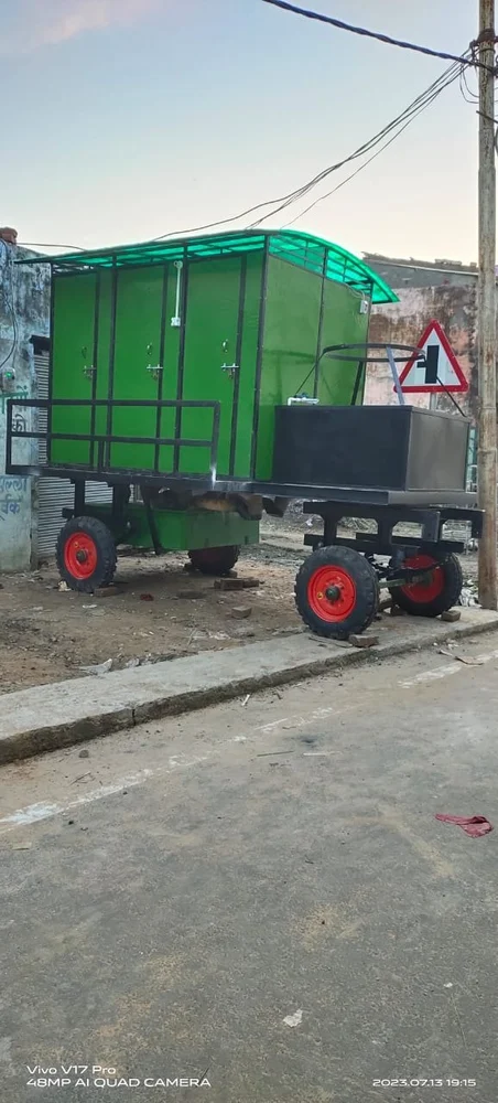 Prefab FRP Green 6 Seater Mobile Toilet Van