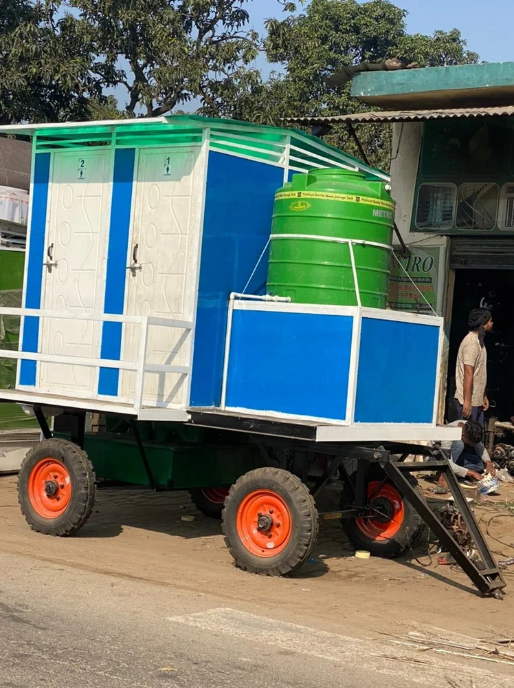 Prefab FRP 4 Seater mobile toilet van